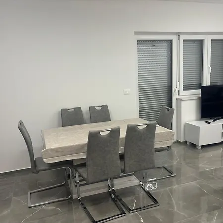 Apartament Tini 4 Pula