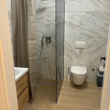 Apartament Tini 4